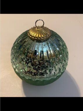 Overjoyed Boutique Ornament Candle-NEW